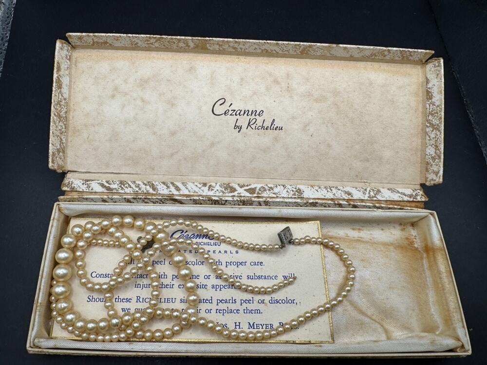 Cezanne By Richelieu Simulated Single Strand Graduated Pearls Silver Tone Clasp